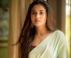 Teju Ashwini : ’காத்தோட தூத்தலப்போல போறாளே!’ - தேஜூ அஸ்வினி க்ளிக்ஸ்