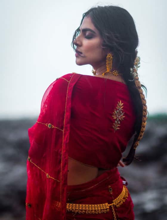 தேடி வந்து உன்னை தொட்டு சொல்லும் சொல்லும்