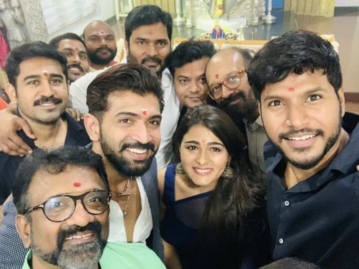 நடிகர் அருண் விஜயுடன் இணைந்து அக்னிச்சிறகுகள் படத்தில் நடித்து வருகிறார்.