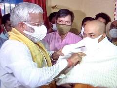 स्वतंत्र देव सिंह ने लिया बौद्ध भिक्षुओं का आशीर्वाद, राहुल गांधी को लेकर कही बड़ी बात 