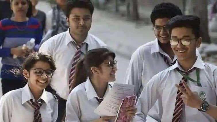 UBSE 10th-12th Result 2021: UK Board's 10th-12th class result will be released today at 11 am, will also be able to check through SMS UBSE 10th-12th Result 2021: 11 बजे आएगा उत्तराखंड बोर्ड की 10वीं-12वीं कक्षा का रिजल्ट, SMS से भी कर सकेंगे चेक