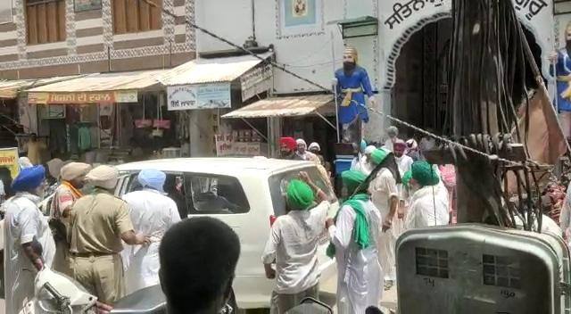 ਉਨ੍ਹਾਂ ਕਿਹਾ ਨਵਜੋਤ ਸਿੰਘ ਸਿਧੂ ਦਾ ਅਸੀਂ ਵਿਰੋਧ ਕਰਾਂਗੇ ਕਿਉਂਕਿ ਕਿ ਸਾਨੂੰ ਪਿਆਸਾ ਖੂਹ ਕਿਹਾ ਹੈ।