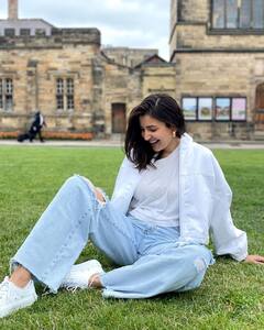 Anushka Sharma Shares Unseen PICS Clicked By Athiya Shetty From UK