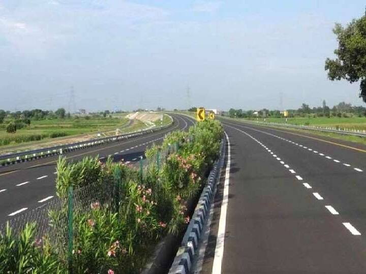 additional chief secretary said purvanchal expressway may open from 15 august in azamgarh uttar pradesh ann 15 अगस्त से आम लोगों के लिए शुरू हो सकता है पूर्वांचल एक्सप्रेस वे, 341 किलोमीटर है लंबाई 