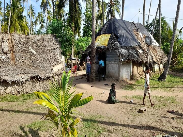 திருவாரூர் : திருமணத்துக்கு பெண் தராததால் ஆத்திரம்.. அம்மிக்கல்லை தலையில் போட்டு மாணவி படுகொலை..!