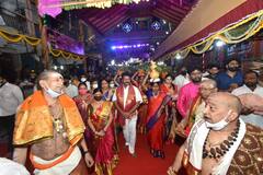 Bonalu 2021: బోనమెత్తిన భాగ్యనగరం