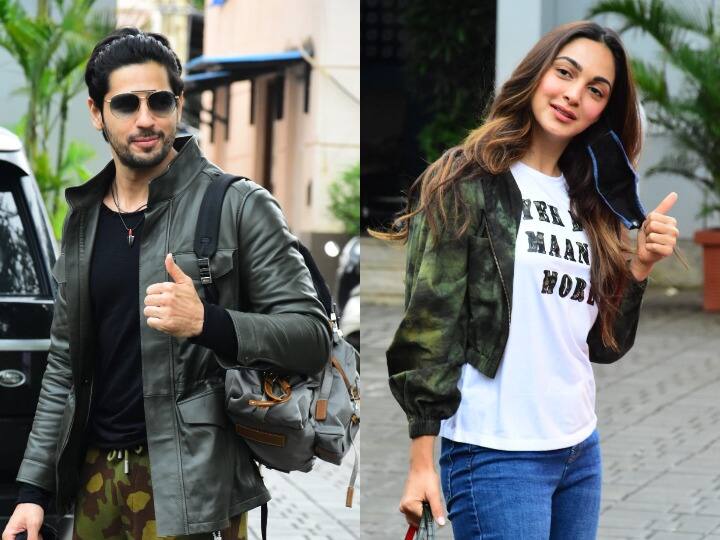 बॉलीवुड स्टार सिद्धार्थ मल्होत्रा को हाल ही में उनकी गर्लफ्रेंड के साथ मुंबई के प्राइवेट एयरपोर्ट पर स्पॉट किया गया. इस दौरान इनकी कुछ खूबसूरत तस्वीरें हम आपके लिए लेकर आए हैं जिन्हें आप आगे की स्लाइड्स में देख सकते हैं. (Photo Credit: manav Manglani)