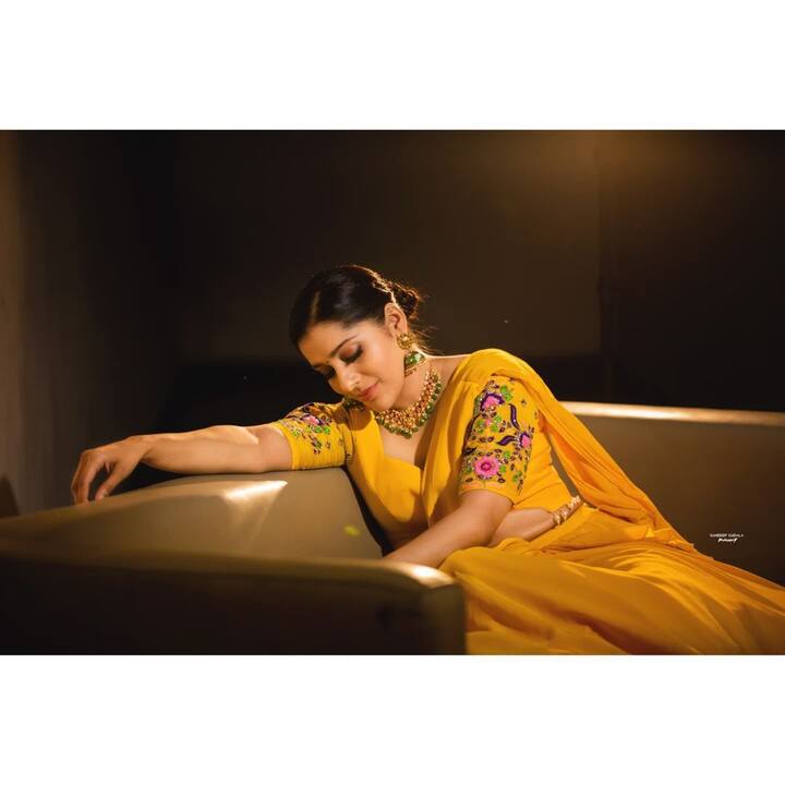 ఎదురు చూసీ చూసీ విసుగొస్తోంది(Image courtesy - @rashmigautam/Instagram)