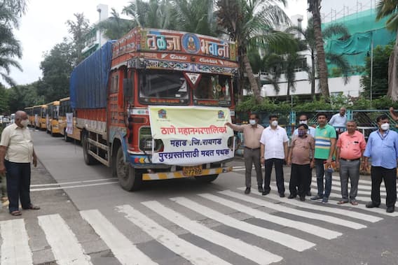 कोकणात मदतीसाठी ठाणे महानगरपालिकेचे कर्मचारी पथक रवाना कोकणात मदतीसाठी ठाणे महानगरपालिकेचे कर्मचारी पथक रवाना