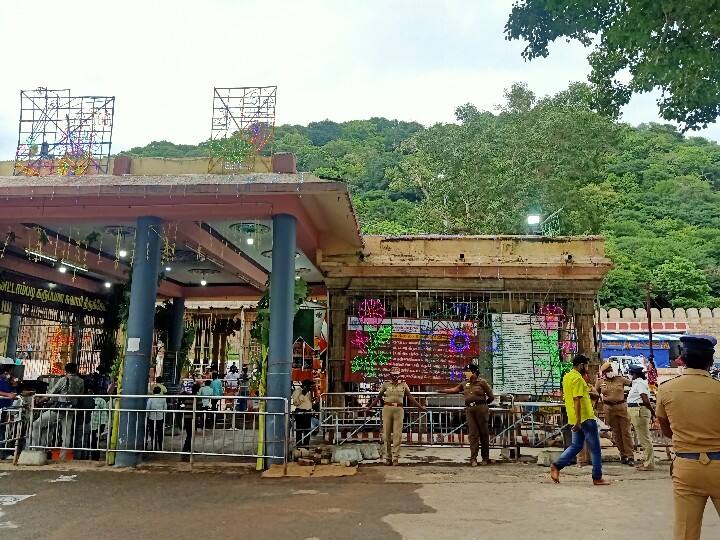 கருப்புசாமி கோவில் வளாகம்