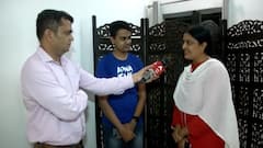 दिवंगत राजीव सातव यांच्या पत्नी प्रज्ञा सातव आणि मुलगा पुष्कराज सातव यांनी घेतली राहुल गांधींची भेट