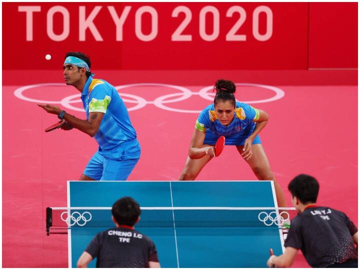 Tokyo Olympics: Sharath Kamal enters third round Manika Batra and Sutirtha journey ends Tokyo Olympics: मनिका बत्रा और सुतिर्था का सफर हुआ समाप्त, अब शरत कमल से पदक की उम्मीद