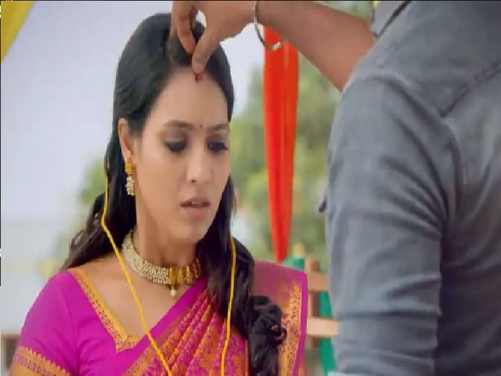Thendral Vanthu Ennai Thodum Serial: Vijay TV's absurd serial shows 'forced marriage', IPS officer reminds them of the law இதெல்லாம் பெண்களுக்கு எதிரான குற்றம் - சர்ச்சையில் சிக்கியுள்ள சீரியல் ப்ரோமோ!