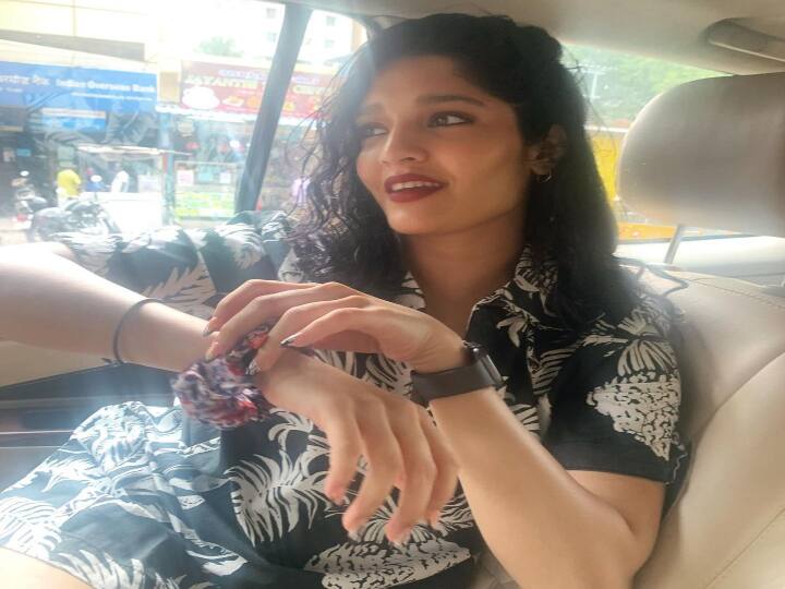 சிலு சிலுவென விழும் புது பனி துளியோ, மழை எழுதும் முதல் கவியோ..!