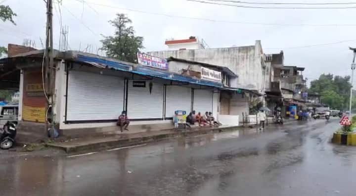 Dang closed : Chikhli police station suicide case, all shops closed in Dang  Navsari : પોલીસ સ્ટેશનમાં બે યુવકોનો શંકાસ્પદ આપઘાત પ્રકરણમાં આજે ડાંગ સજ્જડ બંધ