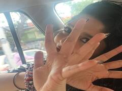 Actress Ritika singh Pics | உன் அழகினை பாட என் தமிழ்மொழி போதாது -  ரித்திகா சிங் ஆல்பம்