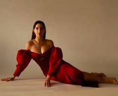 ਨੋਰਾ ਫਤੇਹੀ ਦੀਆਂ ਤਸਵੀਰਾਂ ਨੇ ਸੋਸ਼ਲ ਮੀਡੀਆ 'ਤੇ ਲਾਈ ਅੱਗ, ਰੈੱਡ ਡ੍ਰੈੱਸ 'ਚ ਵੇਖੋ ਅਭਿਨੇਤਰੀ ਦੀਆਂ ਤਸਵੀਰਾਂ