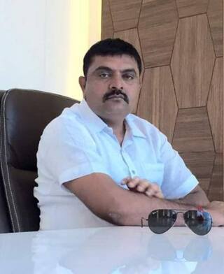 Vadodara: PIએ કોંગ્રેસના નેતાને કહેલુઃ ‘મારી બહેન લગ્ન વિના યુવક સાથે શરીર સંબંધથી પ્રેગનન્ટ થઈ છે તેથી મારી નાંખવી છે.........’