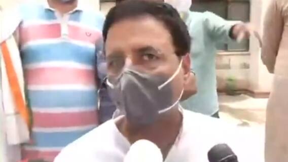 किसान अपनी अगली फसल और अगली नस्ल के लिए लड़ रहे हैं: Randeep Singh Surjewala