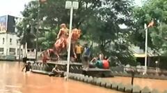 Maharashtra के शहरों पर आफत की बारिश, शहर के बीच चलानी पड़ी नांव | India Chahta Hai