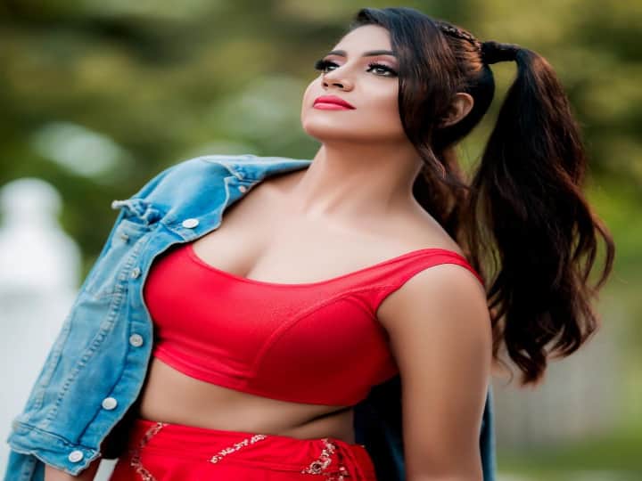 அடி ஆத்தாடி நான் பாட்டாளி உன் கூட்டாளி ஹோய்