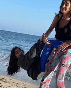 PICS | Ananya Panday’s New Post With Sister Rysa Is All About Teasing Your Sibling; Suhana Khan Reacts