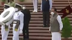 Kargil Vijay Divas: Union Defence Minister Rajnath Singh pays tribute to martyrs at War Memorial in Delhi