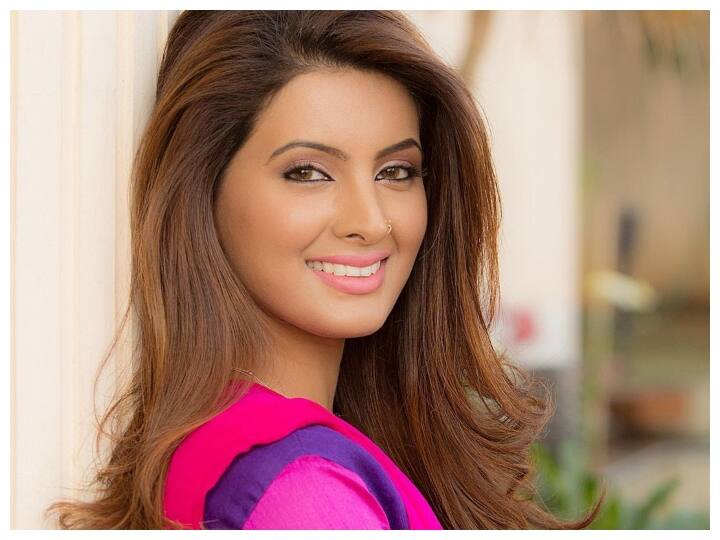 Geeta Basra posts FIRST picture of her son with daughter Heer Reveals his name in the cutest way Geeta Basra ने बेटी हीर के साथ शेयर की बेटे की पहली तस्वीर, लिखा- 'अपने नाम का खुलासा बड़े प्यार से करता है'