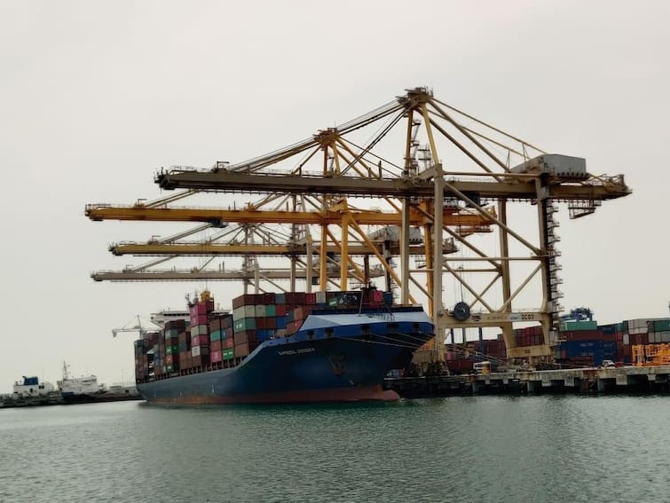 Adani Ports and Special Economic Zone Ltd APSEZ Raises Funds For 20-years From Global Markets APSEZ Becomes India's First Infra Firm To Raise Funds For 20-years From Global Markets