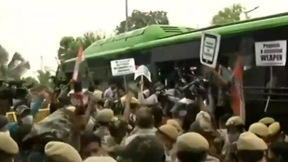 Pegasus Spy Case: सड़क से संसद तक Congress का प्रदर्शन | ग्राउंड रिपोर्ट