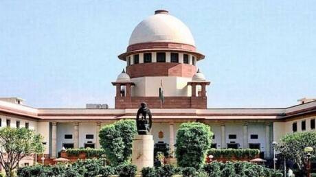 SC commences hearing pleas on alleged Pegasus snooping matter, says allegations serious if reports are correct Pegasus Spyware : पेगॅसिस प्रकरणी सुप्रीम कोर्टानं याचिकाकर्त्यांना मागितला पुरावा, 10 ऑगस्टला पुढील सुनावणी  