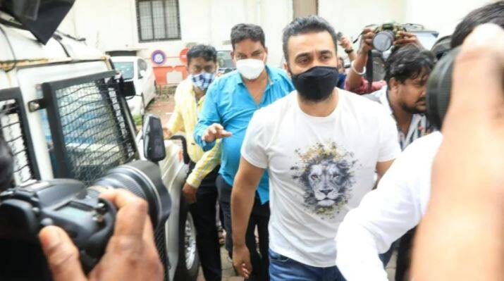 Ahmedabad Trader filed police report in front of Raj Kundra know what is the matter Raj Kundra Case: રાજ કુન્દ્રાએ અમદાવાદી  યુવકને શું લાલચ આપીને ચૂનો લગાડ્યો ? પોલીસ ફરિયાદમાં બીજો શું કર્યો ઉલ્લેખ