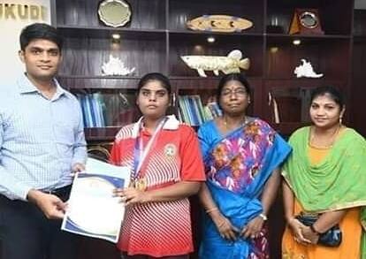 தடைகளை நிறைகளாக்குவோம் - தூத்துக்குடியின் தங்கமகள் ஆட்டிச நிலையாளர் முத்துமீனாளின் கதை..!