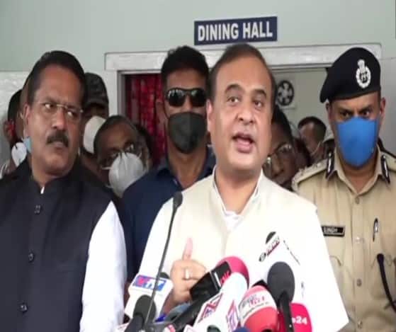 मिजोरम से सीमा विवाद को लेकर SC जाएगी असम सरकार, सीएम हिमंता बोले- राज्य की जमीन नहीं लेने दूंगा मिजोरम से सीमा विवाद को लेकर SC जाएगी असम सरकार, सीएम हिमंता बोले- राज्य की जमीन नहीं लेने दूंगा