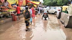 Delhi Rain: बारिश के बाद संगम विहार इलाके में भरा पानी, ट्रैफिक हुआ जाम, लोग परेशान