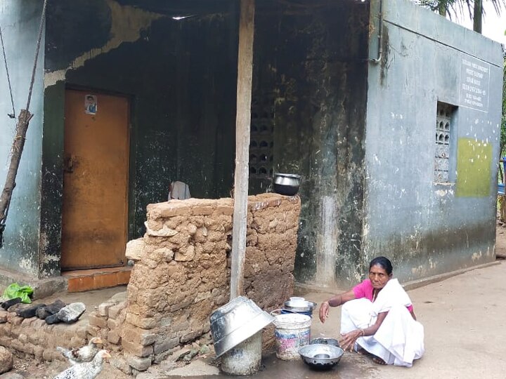 அடிப்படை வசதிகளுக்காக அரை நூற்றாண்டாக காத்திருப்பு.. போடி சோலையூர் பழங்குடி இன மக்களின் சோகம்!