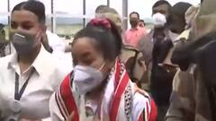 Flowers, emotions and WARM welcome of Chanu Saikhom Mirabai at Imphal airport | EXCLUSIVE