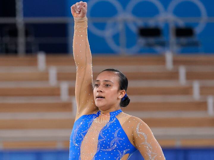 Gymnast Luciana Alvarado Ends Olympics Floor Routine With Black Lives Matter Tribute Costa Rican Gymnast Ends Olympics Floor Routine With Black Lives Matter Tribute