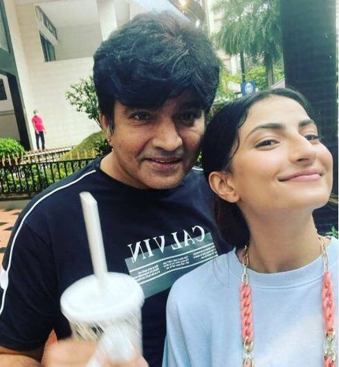 Shweta Tiwari's Ex-Husband Raja Chaudhary Relocates To Mumbai For Daughter Palak Tiwari, Celebrates His Birthday With Her Shweta Tiwari's Ex-Husband Raja Chaudhary Relocates To Mumbai For Daughter Palak , Celebrates His Birthday With Her; INSIDE PIC & VIDEO