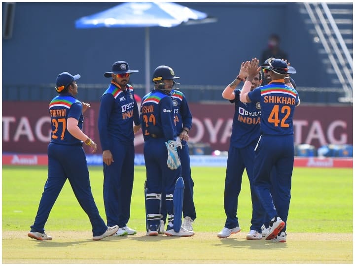 India vs Sri Lanka: Third T20 to be played today team India 7 players out from series India vs Sri Lanka: आज तिसरा टी 20 सामना, काल श्रीलंकेच्या रोमांचक विजयामुळं मालिका बरोबरीत  