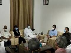 Monsoon Session: संसद भवन में सत्र की कार्यवाही से पहले विपक्ष की बैठक, राहुल गांधी भी रहे मौजूद