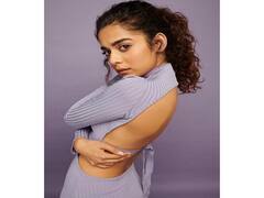 Mithila Palkar pics | ’நெஞ்சுக்குள் பெய்திடும் மாமழை மிதிலா’ - மிதிலா பால்கர் போட்டோஷூட்