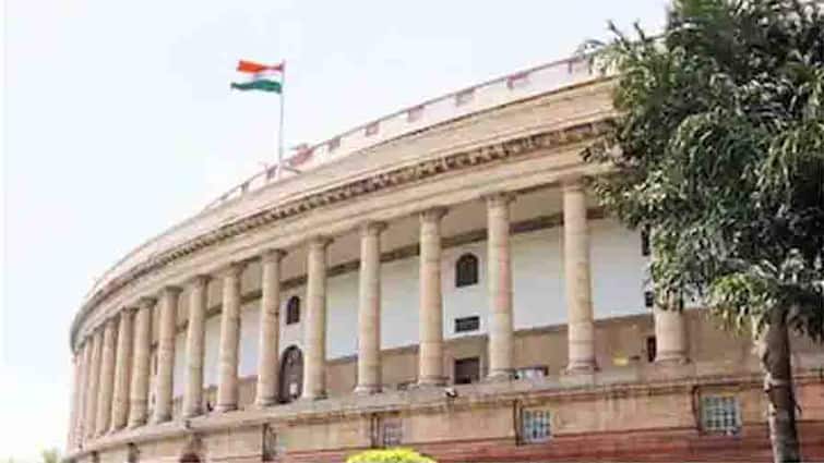 Farm Laws To Be Repealed: BJP issues whip to Rajya Sabha MP for very important business on 29 November Farm Laws To Be Repealed: संसद सत्र के पहले ही दिन कृषि कानून वापस लेने की तैयारी तेज, सांसदों को व्हिप जारी