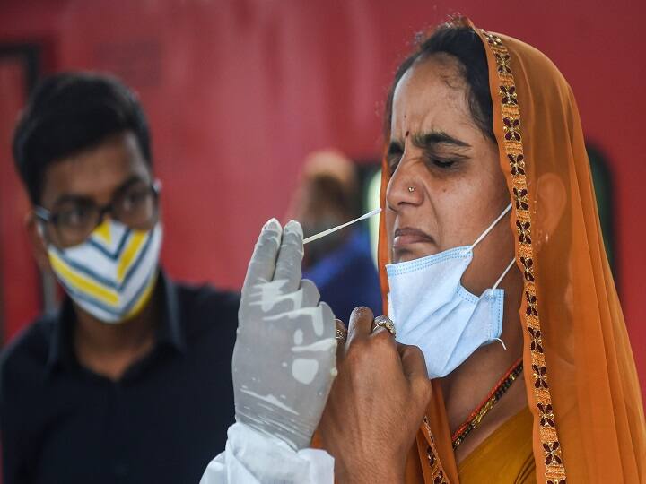 India Coronavirus Cases 28 July 2021 Covid Today News Update Cases Deaths Second Wave Coronavirus Cases: देश में 24 घंटे में 43 हजार से ज्यादा नए कोरोना केस, 3 हफ्तों में सबसे ज्यादा