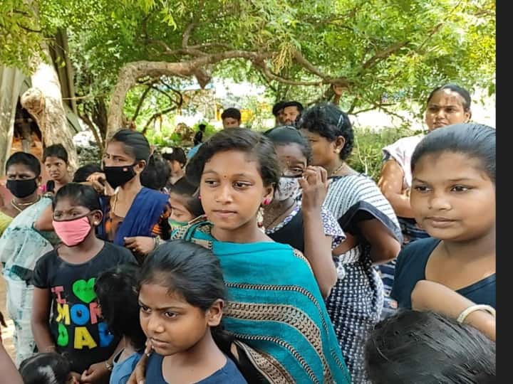 சாதி சான்றிதழ் இல்லை... கல்லூரி செல்ல முடியாமல் 4 ஆண்டுகள் தவிக்கும் பழங்குடி மாணவர்கள்!