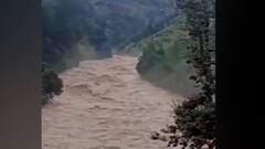 Kashmir Flood : काश्मीरच्या किश्तवाड जिल्ह्यातील दाछिन गावात ढगफुटीनंतर हाहाकार