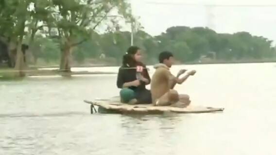 Thin rope and a raft to cross flooded streets in Dihlahi village: A report | Namaste Bharat (28 July 2021)