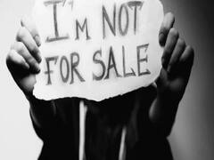 रिश्तेदारों ने बिहार की लड़की को मथुरा के युवक को बेचा, जबरन करा दी शादी, ऐसे हुआ खुलासा