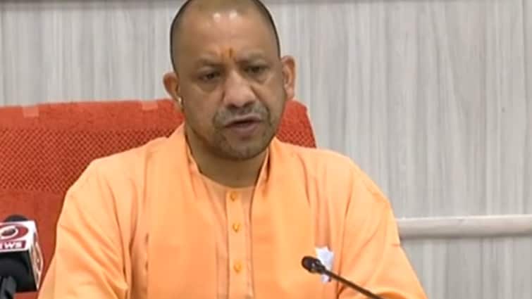 Good News! Yogi Govt To Give Monthly Financial Assistance Of Rs 2,500 To Orphans In UP Good News! Yogi Govt To Give Monthly Financial Assistance Of Rs 2,500 To Orphans In UP