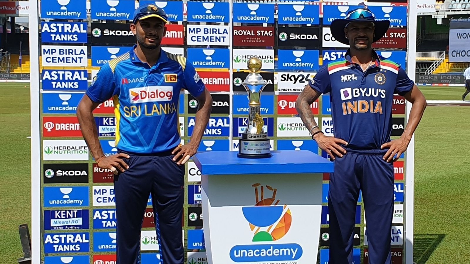 IND VS SL, 2 T20: চারজনের টি-টোয়েন্টি অভিষেক, কেমন হল ভারতীয় দল?